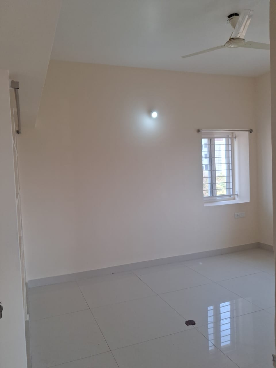 3 BHK Flat for sale in Su